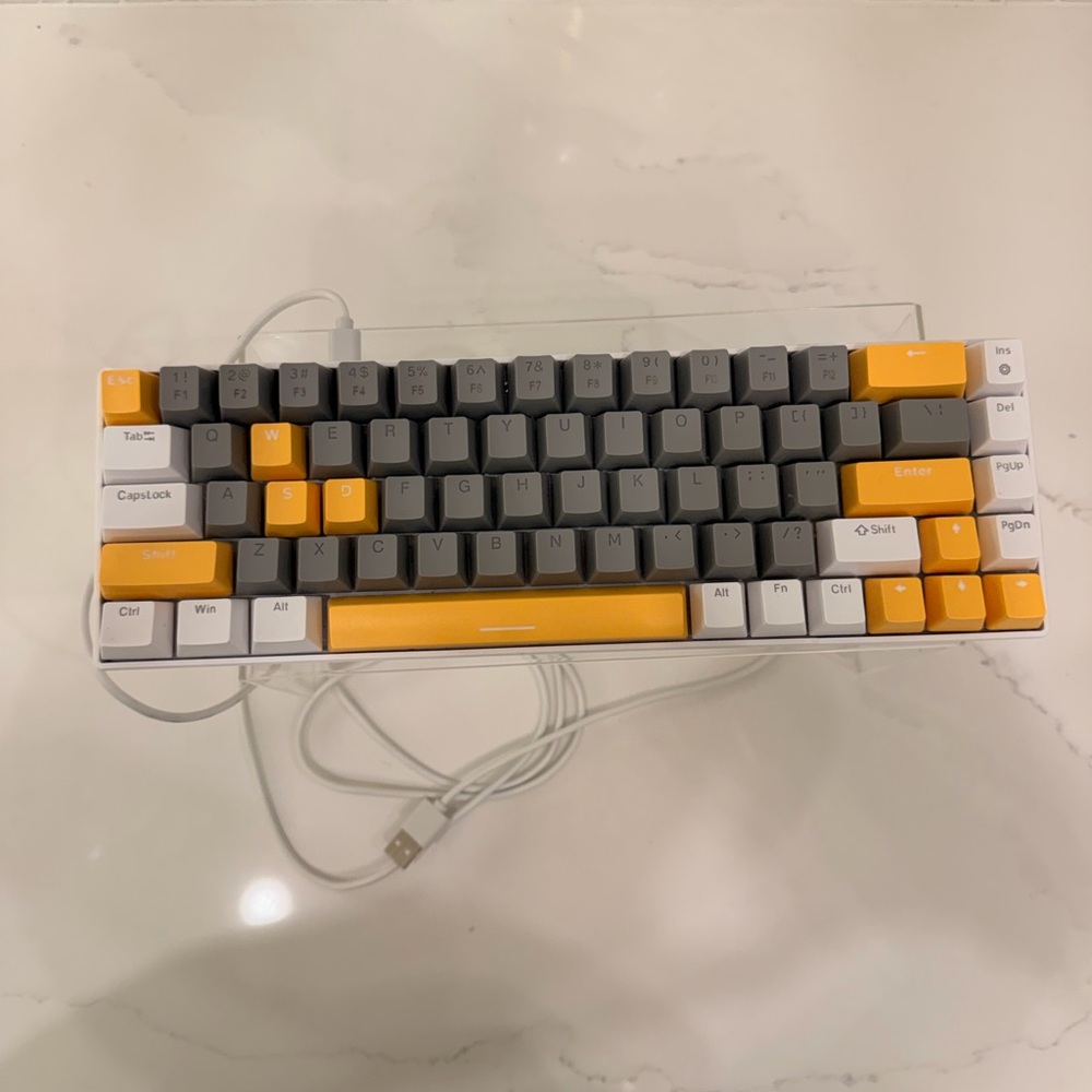 MageGee MK-Box Mechanical Gaming Keyboard – 68 Key – USB – Gray/Yellow